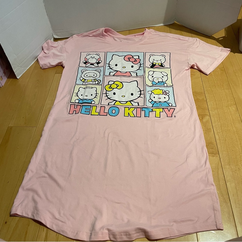 NWOT hello kitty and mimmy PJ sleep shirt